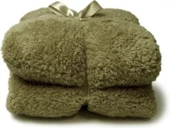 Unique Living - Teddy Plaid 150x200cm Moss Green