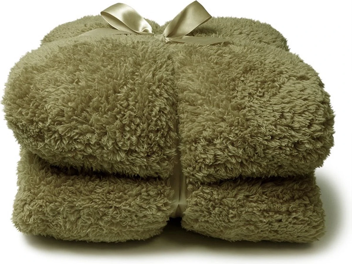 Unique Living - Teddy Plaid 150x200cm Moss Green 1 Unique Living - Teddy Plaid 150x200cm Moss Green