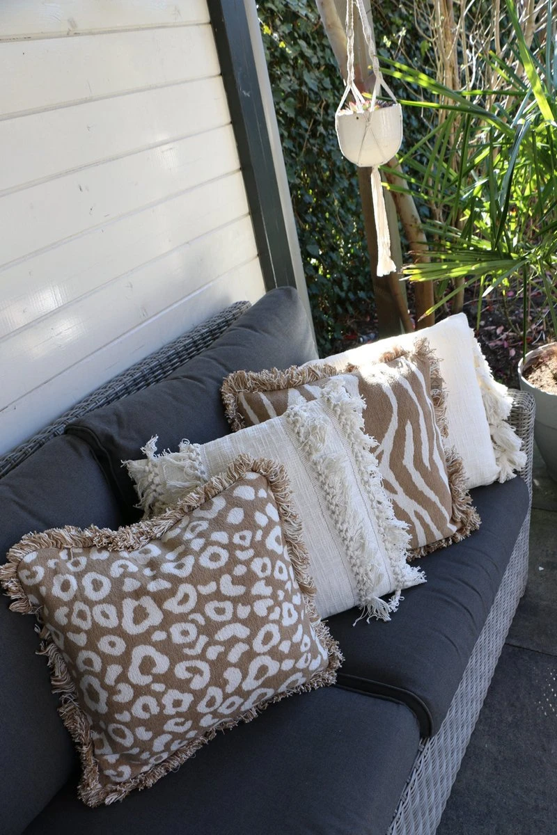 Unique Living Sierkussen - Boho Franjes Wit 5 Unique Living Sierkussen - Boho Franjes Wit - Afbeelding 5