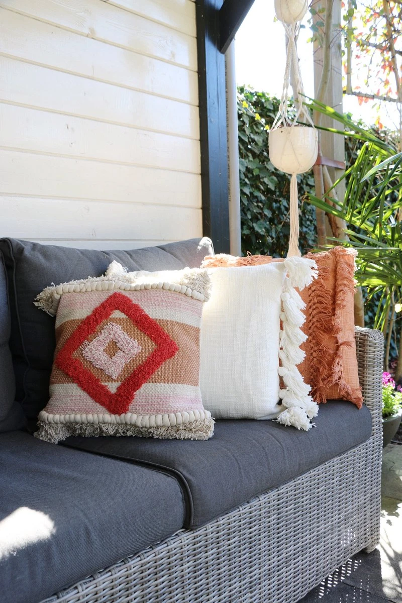 Unique Living Sierkussen - Boho Franjes Perzik 6 Unique Living Sierkussen - Boho Franjes Perzik - Afbeelding 6