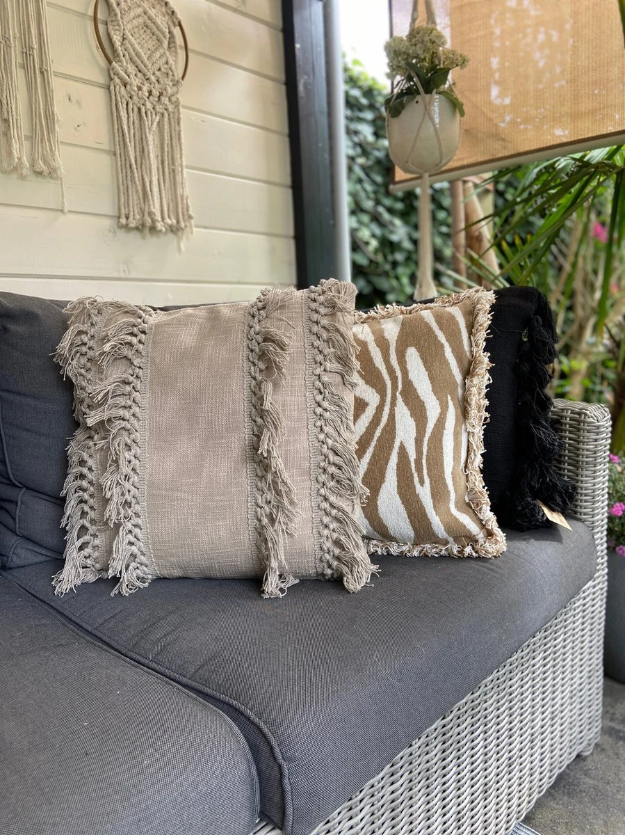 Unique Living Sierkussen - Boho Franjes Lichtgrijs 2 Unique Living Sierkussen - Boho Franjes Lichtgrijs - Afbeelding 2